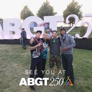 Meet your Posher, Carlos